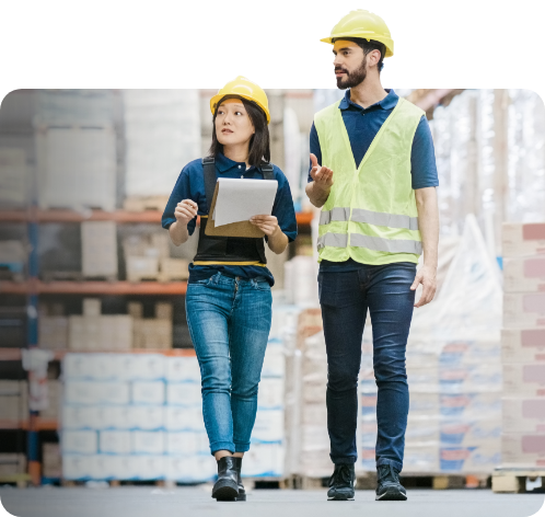 Photo: Workers in a warehouse